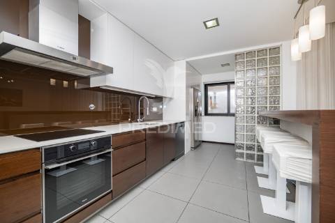 Apartamento t3 - lamaçães