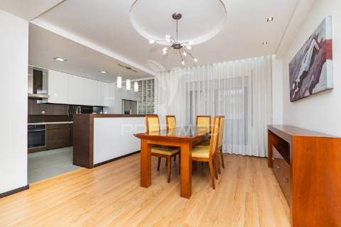 Apartamento t3 - lamaçães