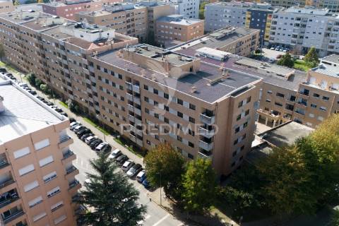 Apartamento t3 - lamaçães