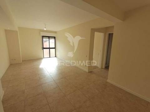 Apartamento t2 na tapada das mercês, sintra