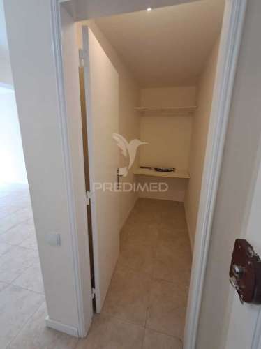 Apartamento t2 na tapada das mercês, sintra