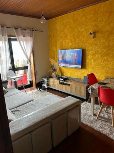 Apartamento t1+1 no centro de esgueira