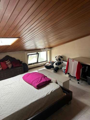 Apartamento t1+1 no centro de esgueira