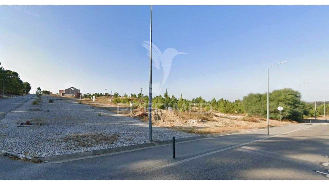 Terreno urbano na quinta do conde - ribeira do marchante