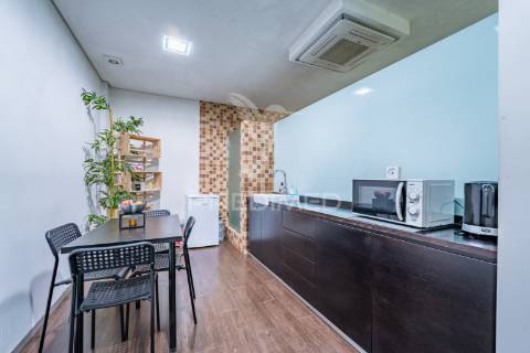 Loja junto rotunda  eng. edgar cardoso em vila nova de gaia