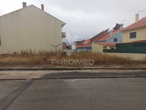 Terreno p/ construção com projeto