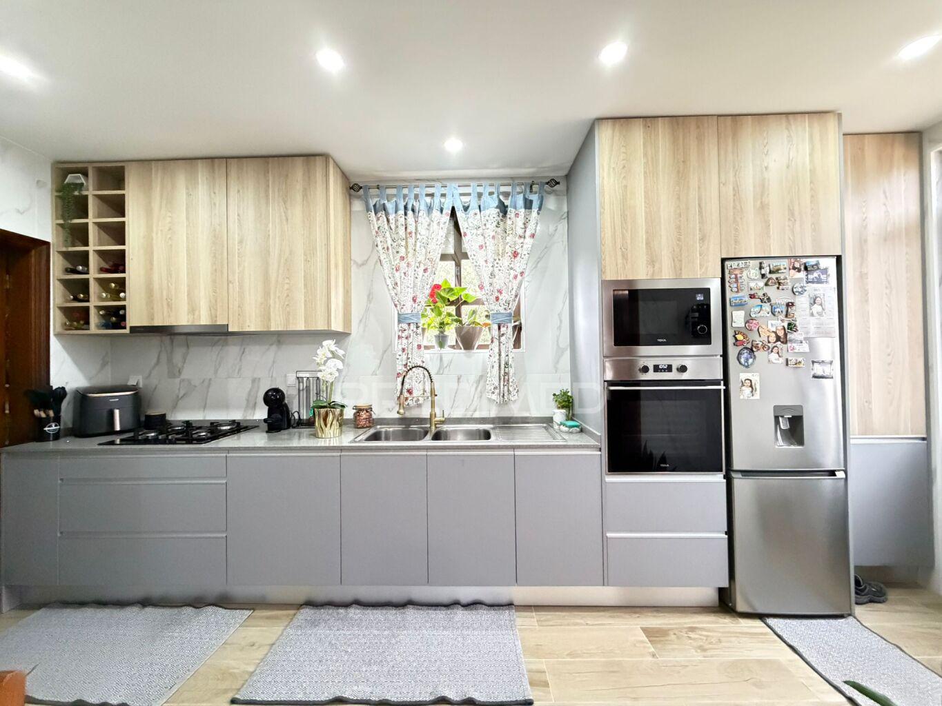 Moradia t3 térrea com área exterior e jardim