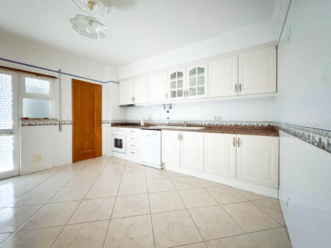 Apartamento t3 com garagem