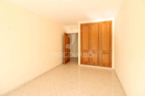 Apartamento t3 com garagem