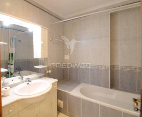 Apartamento t3 com garagem