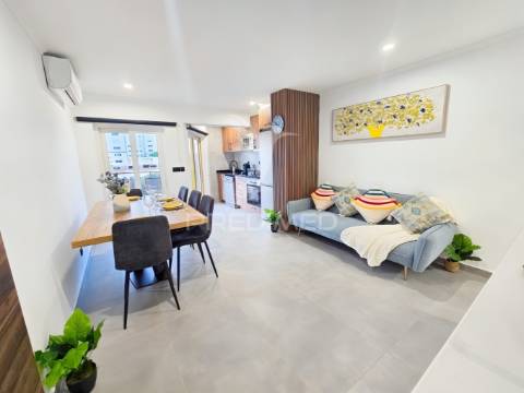 Fantástico t2, renovado, mobilado, 200 metros da praia rocha