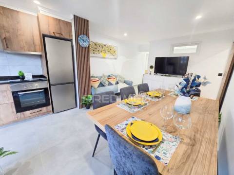 Fantástico t2, renovado, mobilado, 200 metros da praia rocha