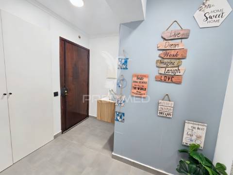 Fantástico t2, renovado, mobilado, 200 metros da praia rocha