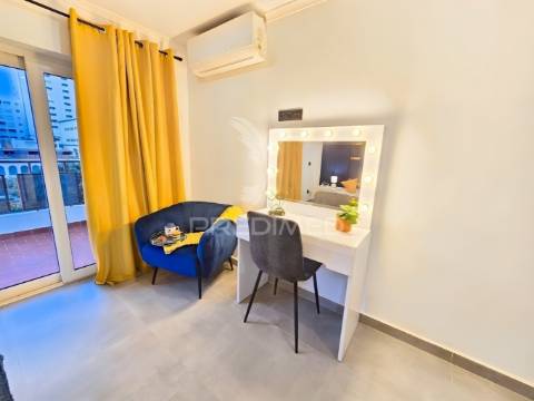 Fantástico t2, renovado, mobilado, 200 metros da praia rocha