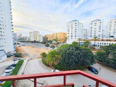 Fantástico t2, renovado, mobilado, 200 metros da praia rocha