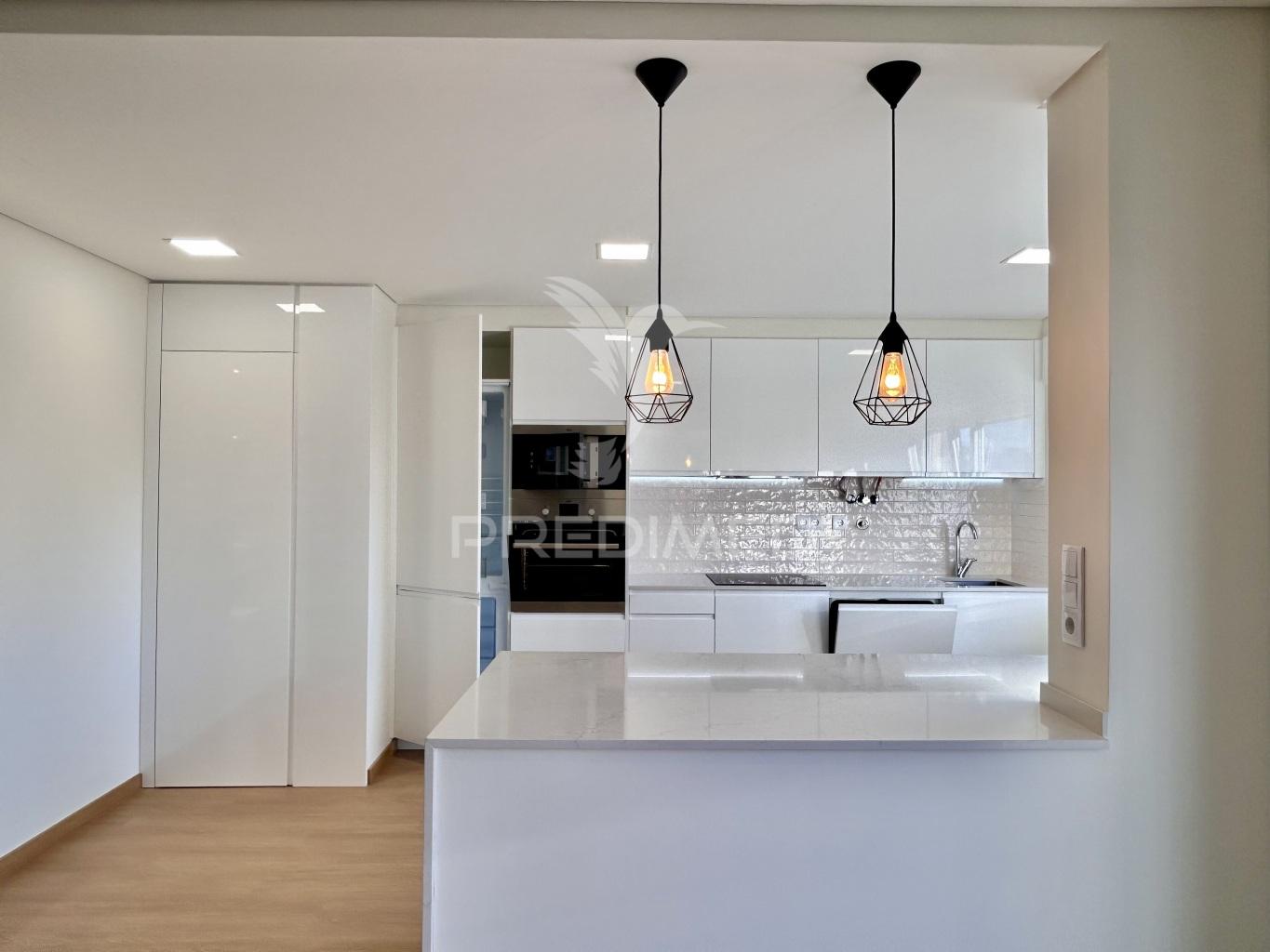 Duplex t4 a estrear com terraço em queluz de baixo, oeiras