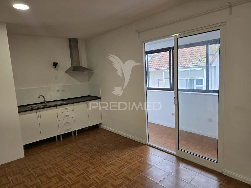 Apartamento t0 - junto ao marquês - porto