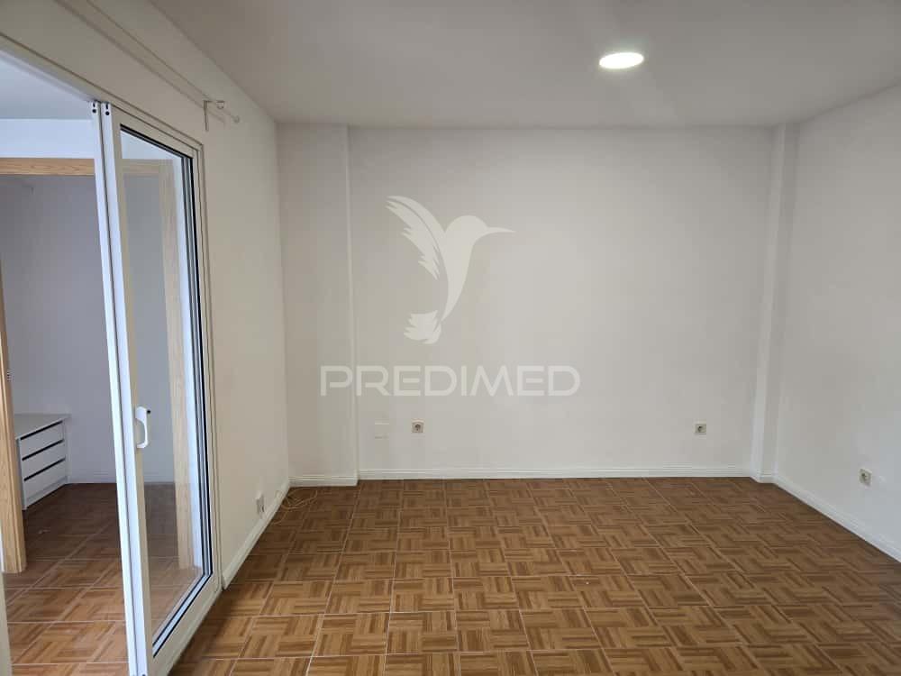 Apartamento t0 - junto ao marquês - porto