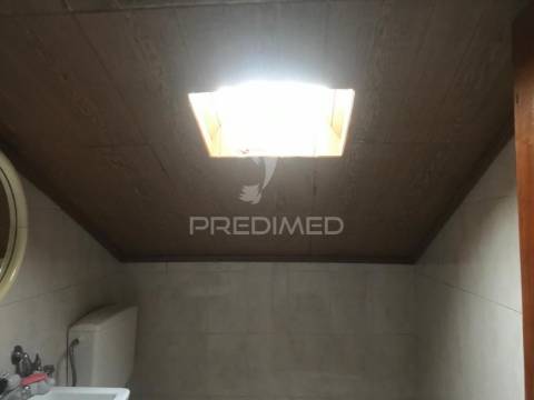 Moradia isolada t5 com garagem - quinta do conde