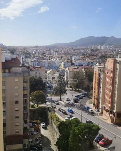 T2 algueirão mem-martins - renovado