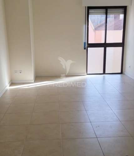 T2 algueirão mem-martins - renovado