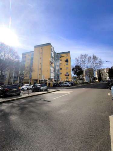 Oportunidade: t0 com potencial para duplex!