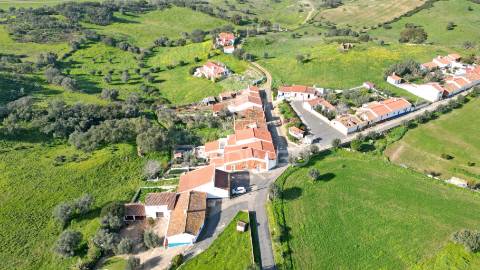 Moradia em vale de santiago com 3 quartos