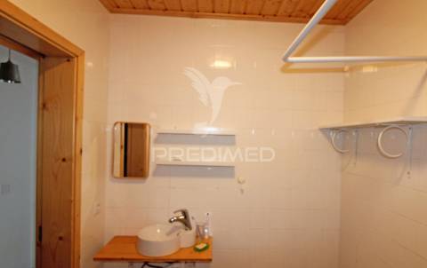 Moradia com 2 quartos e mezzanine em vale de santiago