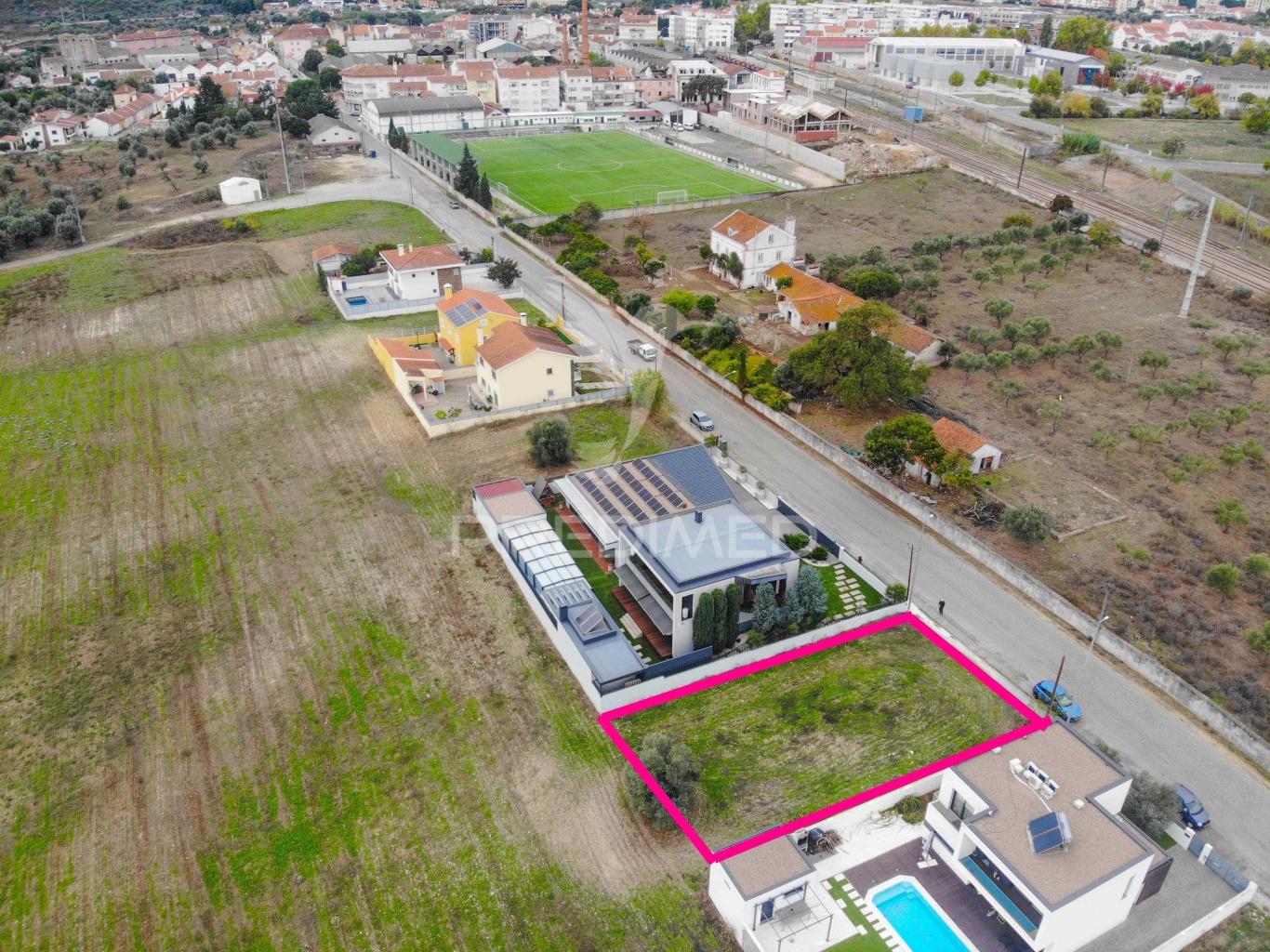Lote para construção de moradia, alferrarede – abrantes.