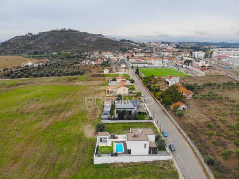 Lote para construção de moradia, alferrarede – abrantes.