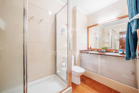 Apartamento t2 c/garagem em agualva-cacém – oportunidade única