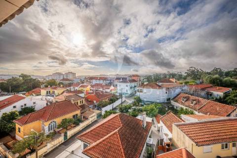 Apartamento t2 c/garagem em agualva-cacém – oportunidade única