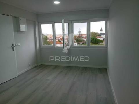 T2 remodelado com vista serra