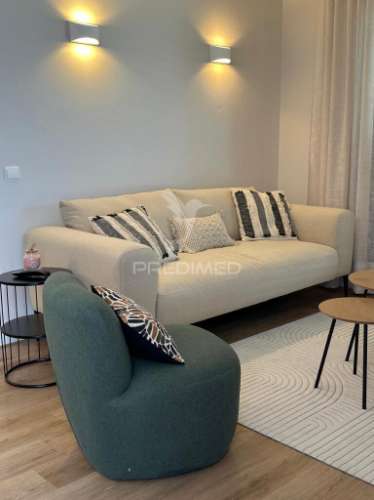 Apartamento t2 totalmente remodelado na charmosa vila de alvor