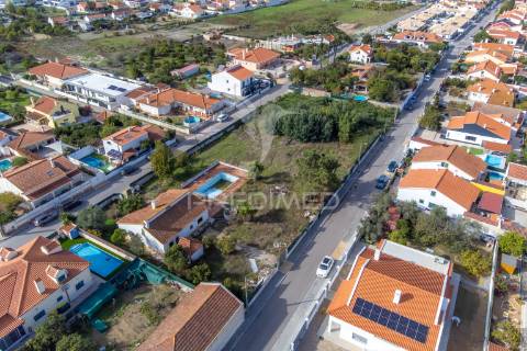 Terreno urbano em azeitão para construção