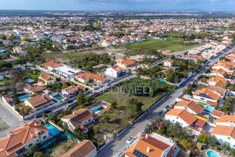 Terreno urbano em azeitão para construção