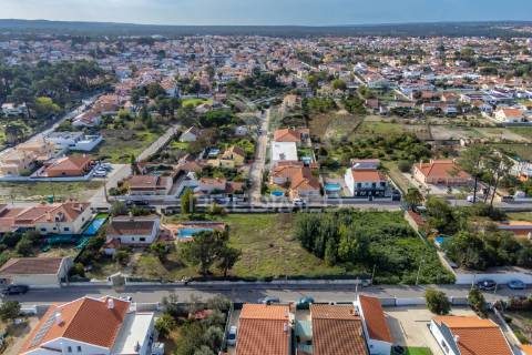 Terreno urbano em azeitão para construção