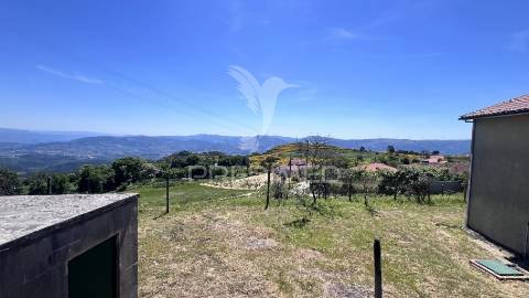 Moradia t3 individual para concluir – terreno de 1975m² com vistas deslumbrantes