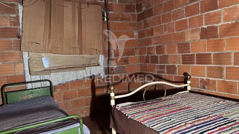 Moradia t3 individual para concluir – terreno de 1975m² com vistas deslumbrantes