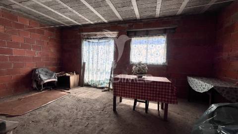 Moradia t3 individual para concluir – terreno de 1975m² com vistas deslumbrantes