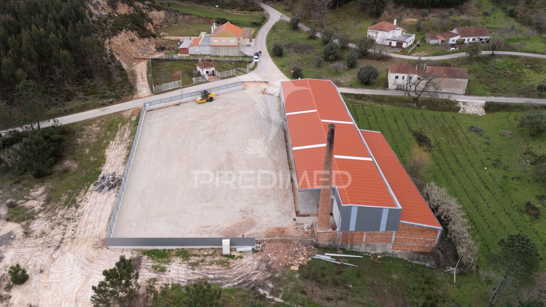 Armazém com licença industrial em excelente localização