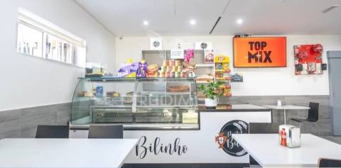 Café/pastelaria - são lourenço de sande,  guimarães