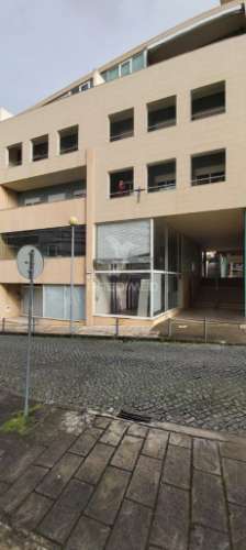 Loja comercial para arrendamento na rua da boavista