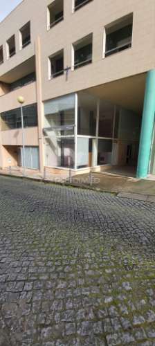 Loja comercial para arrendamento na rua da boavista