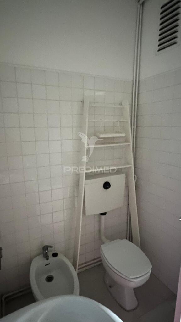 T0  -  rua alegria - porto