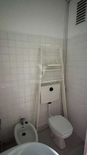 T0  -  rua alegria - porto