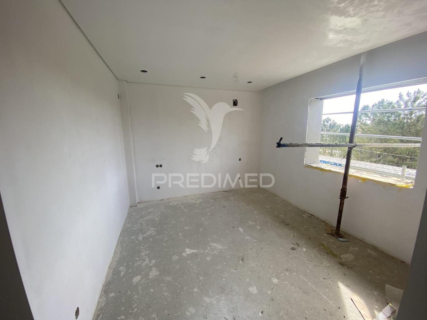 Moradia isolada em pinhal do general