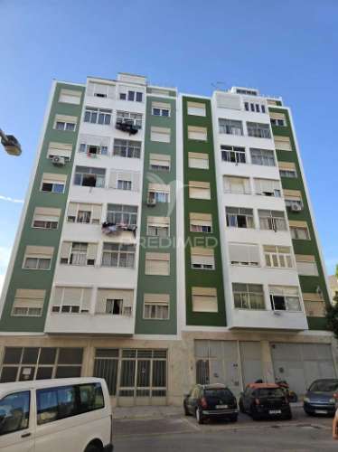 Apartamento t2 com elevador