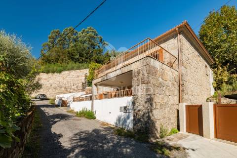 Moradia individual t3 valdosende - gerês