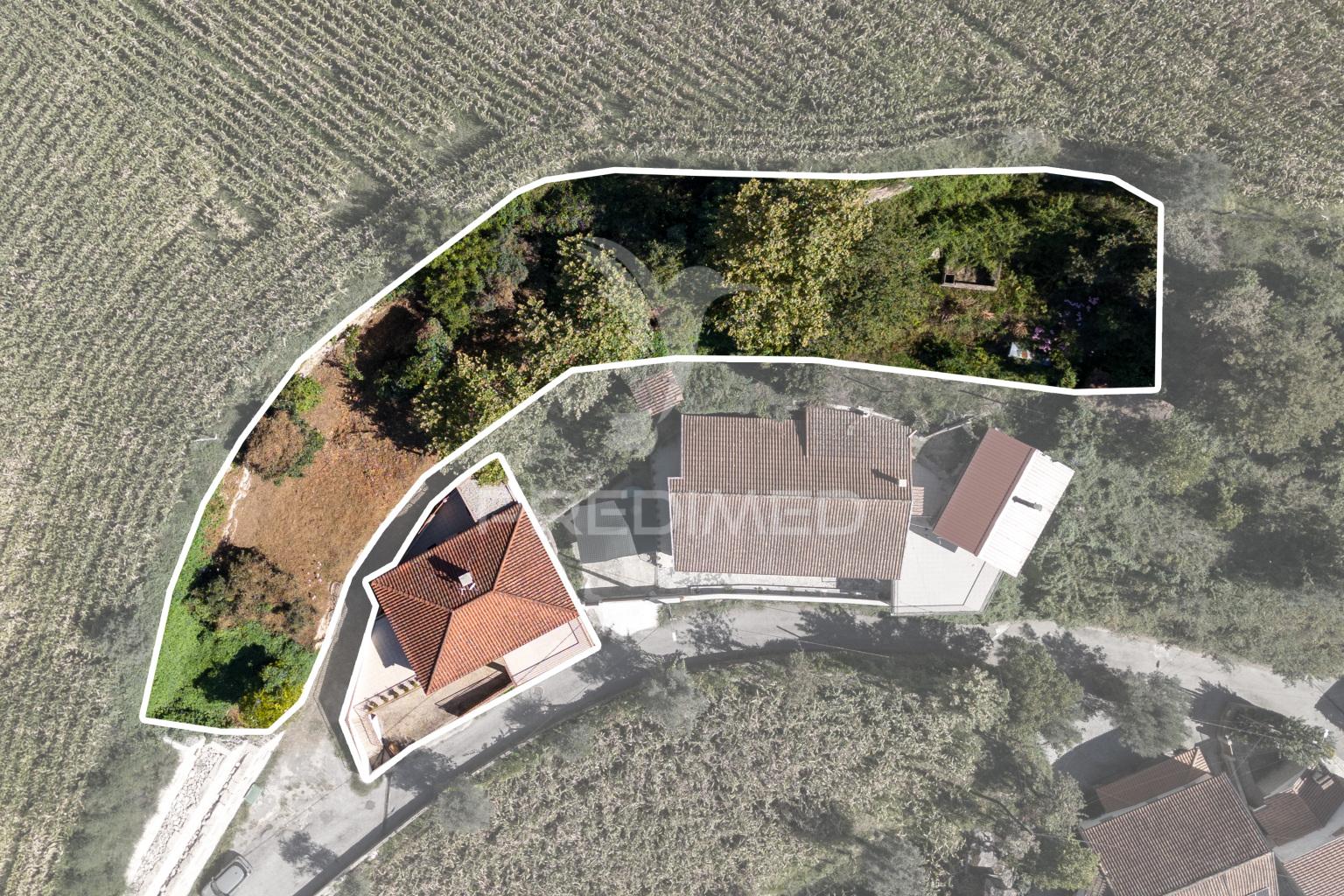 Moradia individual t3 valdosende - gerês